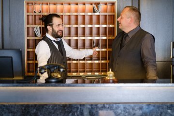 Wir sind gerne für Sie da Sprechen Sie uns einfach an, wenn Sie etwas brauchen. Wir sind jederzeit für unsere Gäste da!