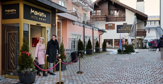 Start in einen entspannten Tag im Hotel Mohren am Marktplatz von Oberstdorf Erkunden Sie die südlichste Gemeinde Deutschlands, und entspannen Sie am Oberstdorfer Marktplatz.