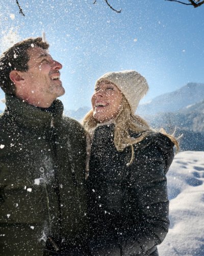 Was gibt es schöneres, als an einem traumhaften Wintertag durch den Schnee zu stapfen.