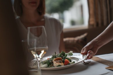 Das Allgäu und vor allem Oberstdorf bieten so viele regionale Produkte, aus denen mit Feuereifer bodenständige, aber auch ganz besondere Gerichte kreiert werden können.