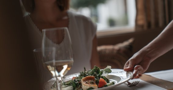 Das Allgäu und vor allem Oberstdorf bieten so viele regionale Produkte, aus denen mit Feuereifer bodenständige, aber auch ganz besondere Gerichte kreiert werden können.