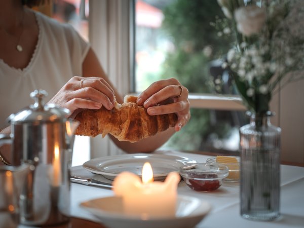 Beginnen Sie den Tag entspannt mit regionalen Köstlichkeiten und somit auch Ihren Urlaub im Allgäu.