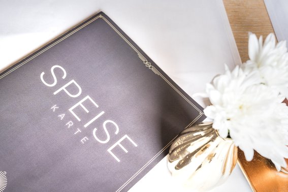 Speisekarte im Restaurant Mohren in Oberstdorf Probieren und genießen Sie unsere delikaten Speisen bei uns im Restaurant im Hotel Mohren in Oberstdorf. Mit unserer regionalen und hochwertigen Küche werden wir Sie verwöhnen.