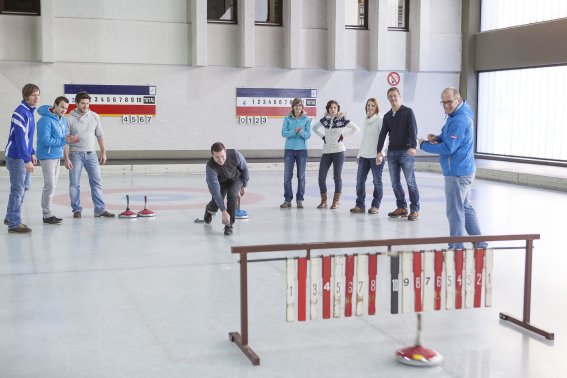 2012 12 31 Eisstockschiessen  MG 1123 36