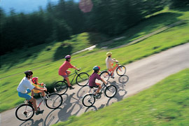 Das Hotel Mohren ist der perfekte Ausgangspunkt für zahlreiche Wanderungen, Biketouren und Ausflüge mit der ganzen Familie.