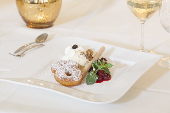 Süße Leckereien runden die abwechslungsreiche Karte des Mohren Restaurants perfekt ab.