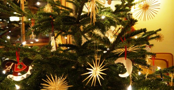 Weihnachtsbaum im Hotel Mohren