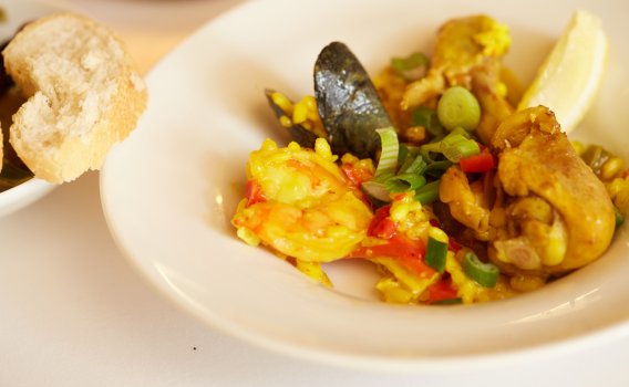 Paella aus Andalusien
