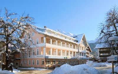 Winterparadies vor der Tür des Hotel Mohrens