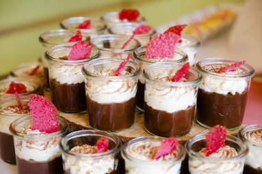 Süßes Dessert aus dem Glas