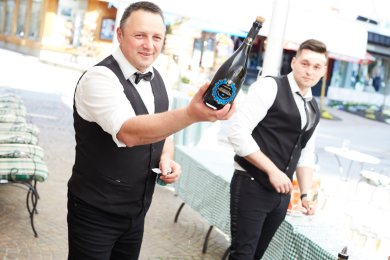 Beste Tropfen zum Einklang Hier wird nichts dem Zufall überlassen. Vom Aperitif bis hin zum Digestif werden alle Gerichte und Getränke abgestimmt, um den Gästen des Hotel Mohren ein genussvoll-italienisches Erlebnis zu schaffen