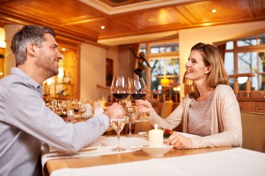 Speisen und Getränke zu Zweit im Hotel Mohren genießen