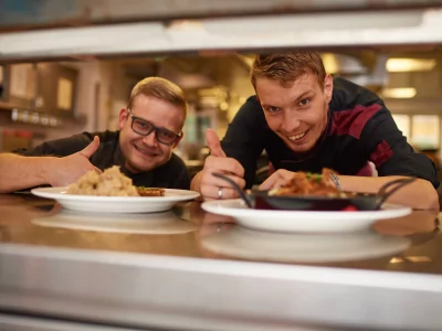 Im Hotel Mohren in Oberstdorf werden täglich leckere und hübsch dekorierte Gerichte mit regionalen Produkten gekocht. Ein Besuch im Mohren Restaurant lohnt sich.
