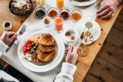 Vielfältiges Frühstück in den Bergen