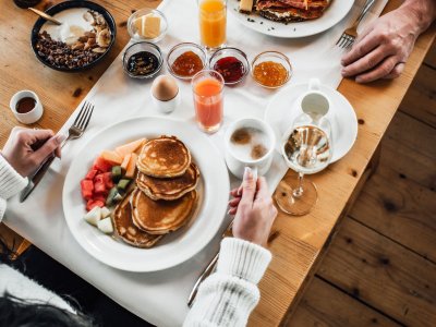 Vielfältiges Frühstück in den Bergen