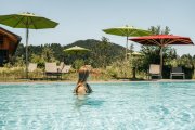 Wellnesshotel with Spa and Pool in the Allgaeu In unserer Wellnesswelt im Hotel Oberstdorf können Sie an warmen Sommertagen im Pool entspannen und die Aussicht auf die schöne Bergkulisse der Allgäuer Berge bestaunen.