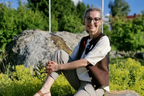 Wellnessleiterin Vicky – Königin der leistungswilligen Wander-Muskulatur
