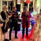 Wir lieben es, für unsere Gäste besondere Momente zu schaffen - auch bei unseren Silvesterfeiern!