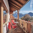 Ausblick vom Doppelzimmer Allgäu Feeling mit Balkon Ob mit Blick zum hauseigenen Badesee oder nach Oberstdorf - die Berge rund um das Hotel Oberstdorf haben Sie in jedem Zimmer im Blick.