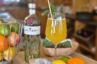 Erfrischungsgetränk mit Obst