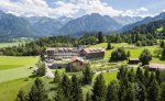 Außenansicht Hotel Oberstdorf im Sommer