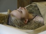 Im Hotel Oberstdorf betten wir Sie in frisches Allgäuer Bergwiesenheu und lassen Sie nahezu schwerelos schweben. Ein Bad in der Softpackliege