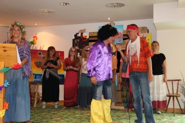 Fröhlich & bunt - das Hippie Wochenende im Hotel Oberstdorf