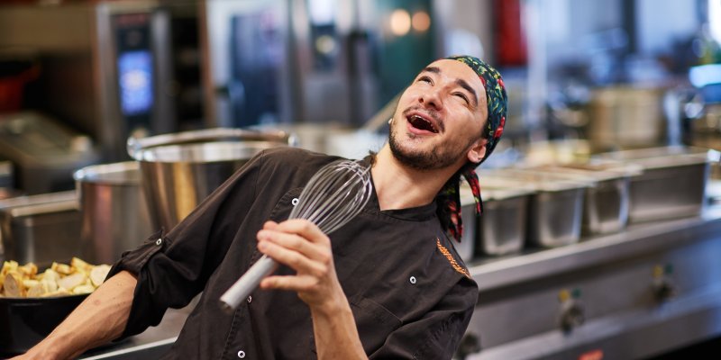 Unsere Talente in der Küche! Koch im Hotel Oberstdorf im Allgäu.
