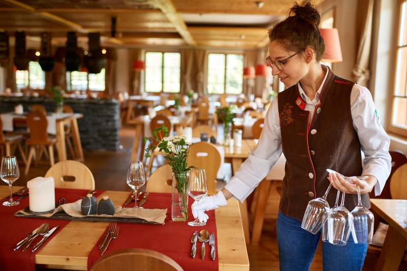 Fachkraft Für Restaurant Und Veranstaltungsgastronomie www.team-alpen.com