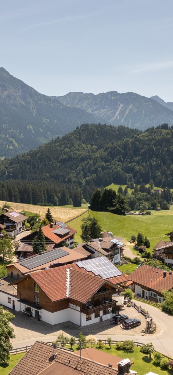 oberdorf-hotel-zwischen-wiesen-und-bergen