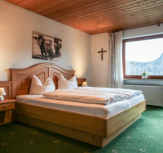 Geräumiges Schlafzimmer
