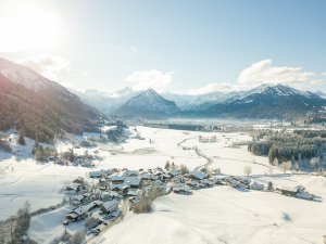 Rubi und das OBerstdorfer Tal im Winter