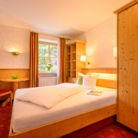 DZ der Kat I - EZ mit Aufbettung im Haus Schrofen