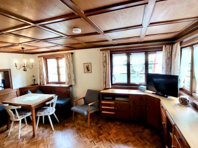 Wohnzimmer mit Sitzecke
