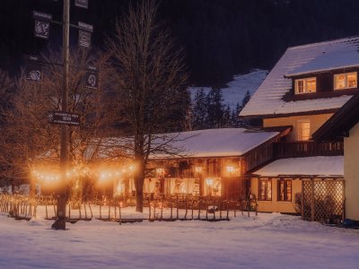 Wiesengrund-Blaue-Stunde-web-27