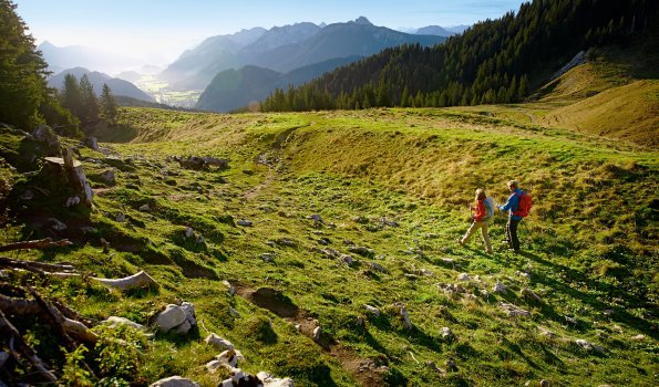 Wandertrilogie Allgäu TR Schlosspark Blick nach Füssen von Nesselwang@Allgäu GmbH, Marc Oeder