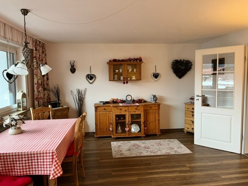 Wohnzimmer m Essgruppe