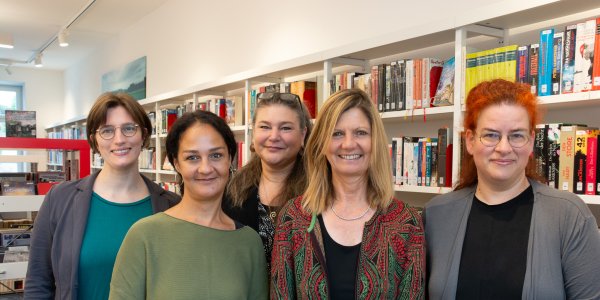 Maren Sziede, Unna Gosh, Gabriele Köller, Anette Schmid (Leitung) und Katja Grob
