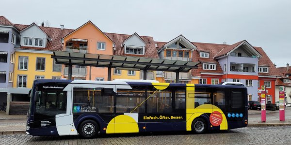 Neuer Bus am Busbahnhof