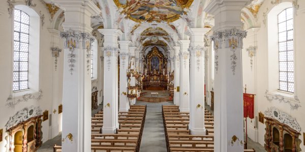 Die katholische Kirche St. Georg und Jakobus in Isny