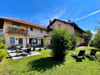 Hotel Kaisers Gartenansicht1