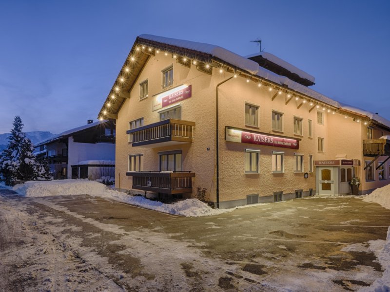 das kleine Stadthotel in Winter