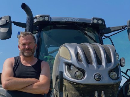 Klaus Halder aus Isny im Allgäu ist Landwirt aus Leidenschaft und Tradition.