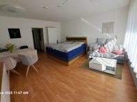Wohn- / Schlafzimmer