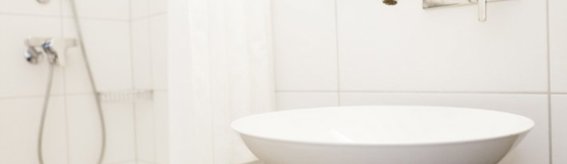 Kurhotel-jakob-fuessen-allgaeu-einzelzimmer-badezimmer