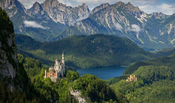 Kurhotel-jakob-fuessen-im-allgaeu-schloss-neuschwanstein-header-02