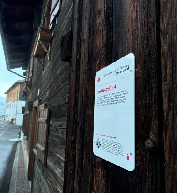 Firmenschild im Allgäu