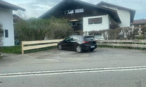 Parkplätze vor dem Landhaus
