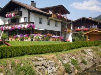 Landhaus Enzian im Sommer