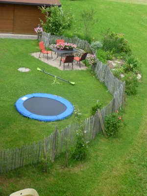 Garten mit Spielmöglichkeit